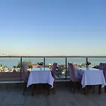 Hotel Magnaura House 3*