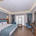 Magnaura House 3* İstanbul