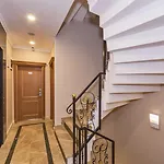 Magnaura House