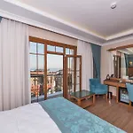 Hotel Magnaura House