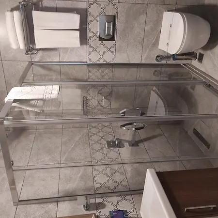 ماغنورا هاوس