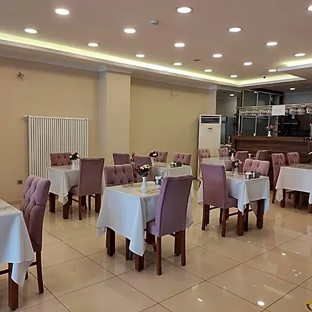 Magnaura House Otel 3*