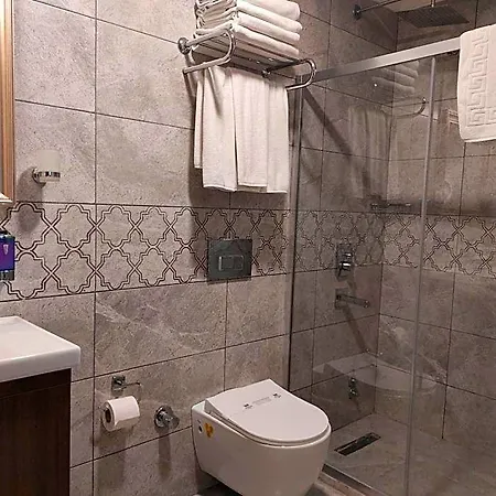 Magnaura House Otel