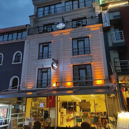 玛格娜如酒店 酒店